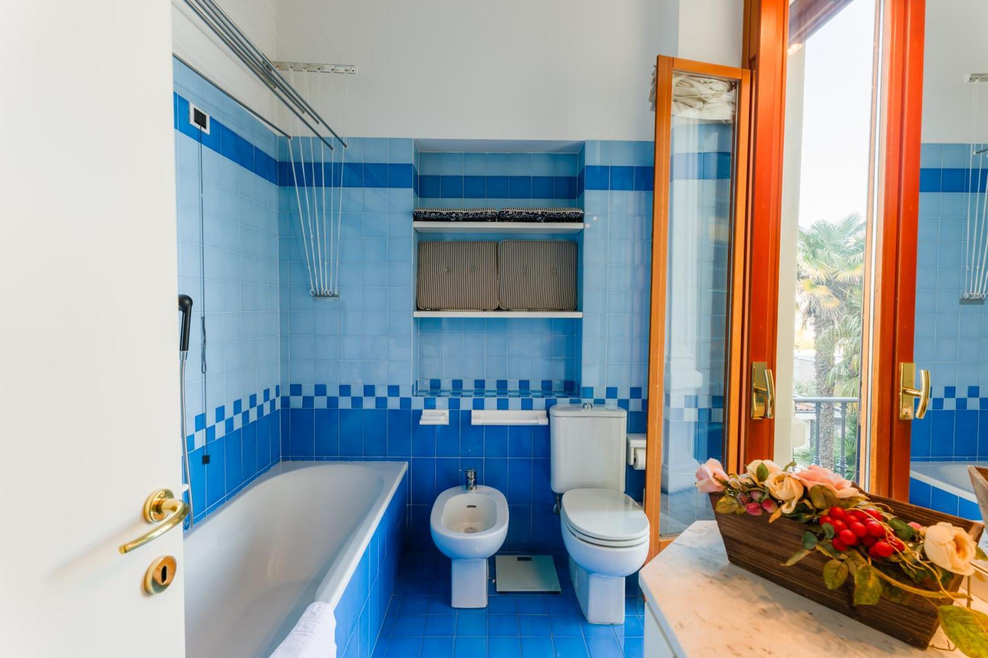 בלאג'יו Regal Villa With Como Lake View And Free Parking מראה חיצוני תמונה