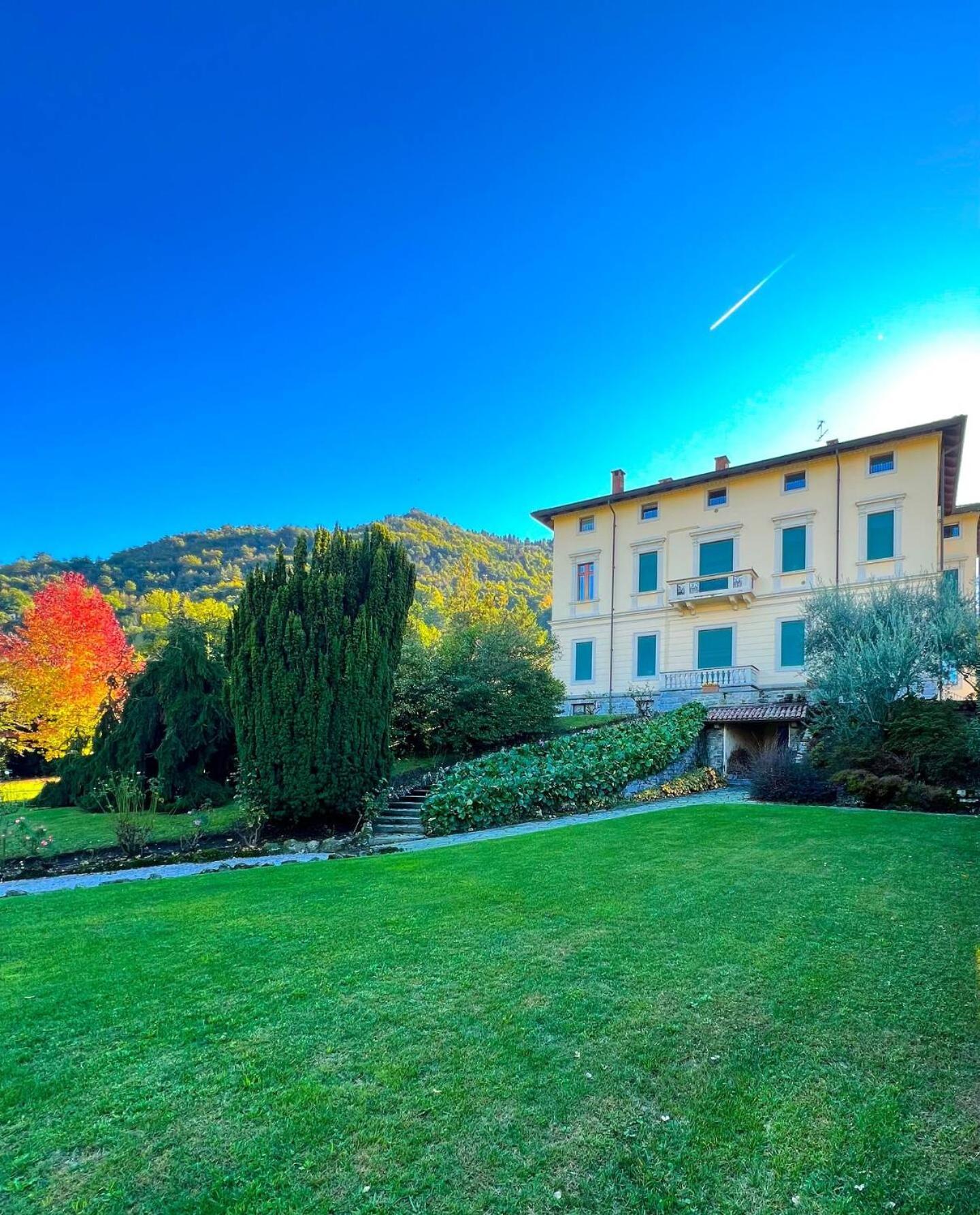 בלאג'יו Regal Villa With Como Lake View And Free Parking מראה חיצוני תמונה